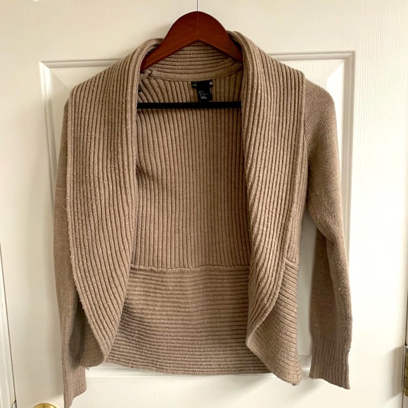 Lot of sweaters, fit like size XS - Picture 6 of 9